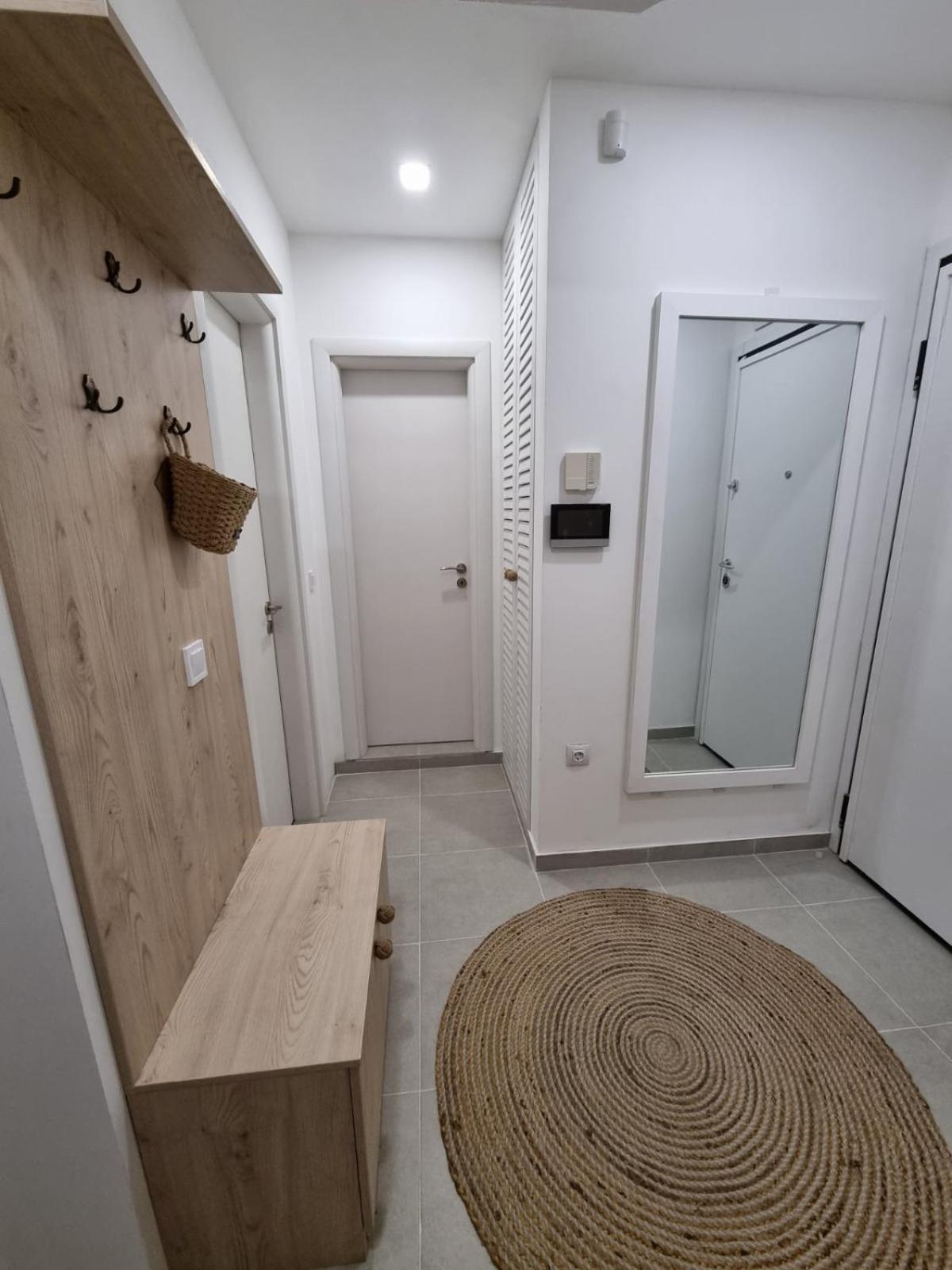 Apartment Polina - 2Bd Next To Sea Garden 바르나 외부 사진