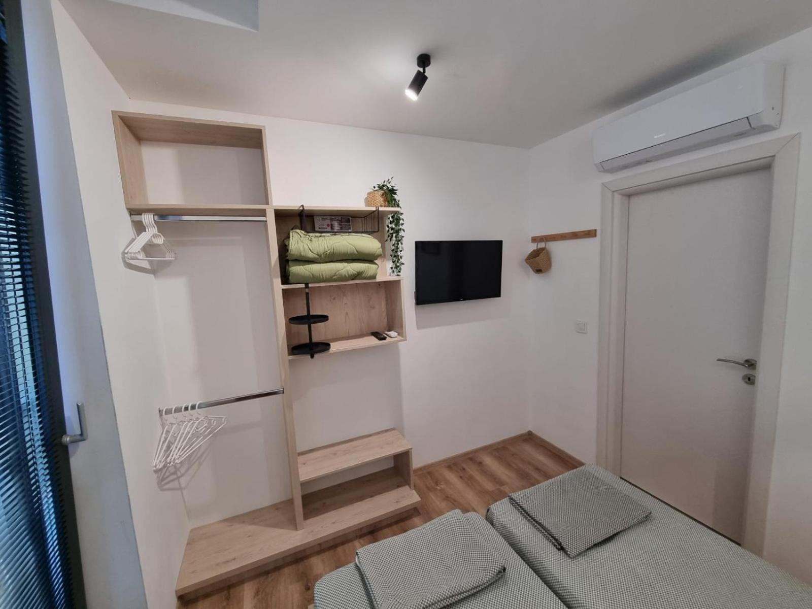 Apartment Polina - 2Bd Next To Sea Garden 바르나 외부 사진